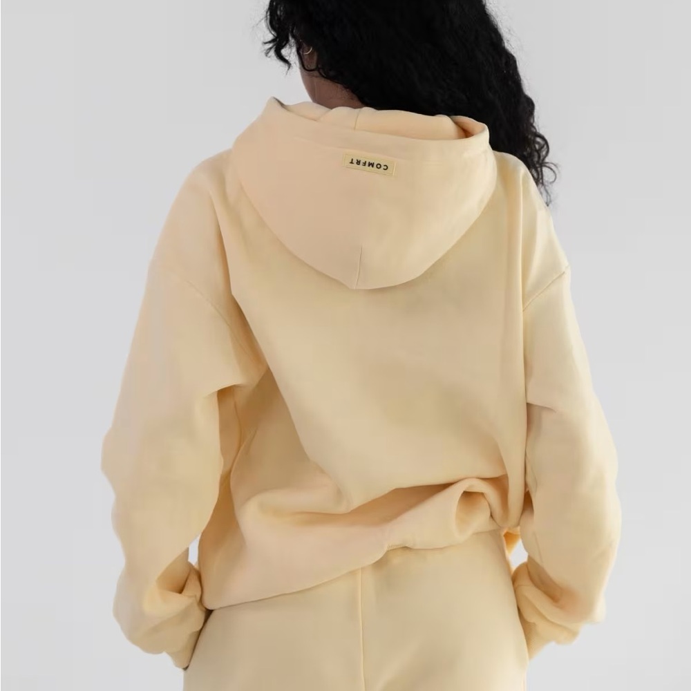 Comfrt Pastel Hoodie - Picture 2 of 3